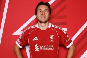 顶替重伤莱奥尼！利物浦官方：补报小基耶萨进入欧冠名单