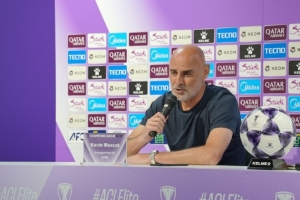 穆斯卡特表示，丢球源于角球防守，这令人有些失望，同时他认为日本联赛并未出现水平下降。