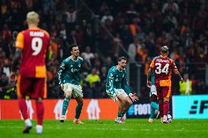 跟队消息：为助维尔茨夺冠，斯洛特调整中场配置，现需决定是否继续以他为核心。