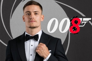 今日趣图：008维尔茨才踢8场，别只盯着8场论！要展望10086场论！