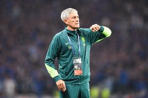 据媒体人透露，俱乐部方面原本有意与塞蒂恩续约，但一直未收到明确回复，如今情况已变，后续结果只能看塞蒂恩自己的造化了。