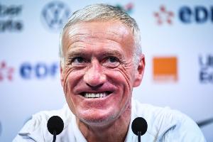 德尚：法国队上场比赛实际使用的是4231阵型，7名前锋缺席但我并不担忧。