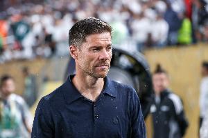 皇马内部氛围良好，但球队仍需时日来全面贯彻阿隆索的战术理念。