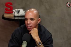 壕塔尔德利：夺冠后酋长赠我法拉利，原以为最多是块劳力士或珠宝。