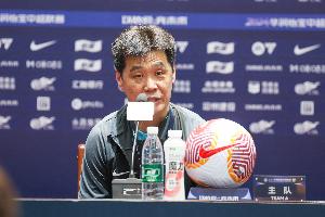 迎战海港，李霄鹏坦言球队士气受挫，但表示将全力以赴力争拿分。