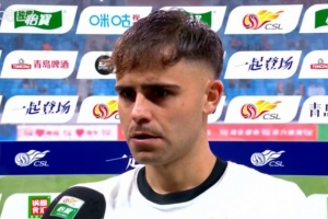 客场3-4惊险获胜！梅伦多：球队成功拿下三分，这场胜利至关重要。