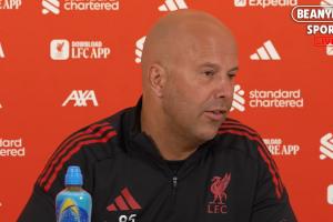 斯洛特：这场比赛的全球收视率或为最高，曼联的表现比实际得分所体现的更为出色。