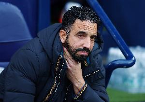 舍什科替补待命！阿莫林解释：范迪克和科纳特很擅长空中对抗