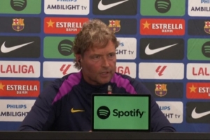 巴萨助理教练：应将注意力集中于比赛本身，而非裁判判罚，同时指出皇家马德里的压迫式防守能力十分出色。