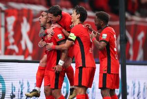 记者点评海港：上半场表现出色，即便缺少蒋光太，球队防守依然值得肯定。