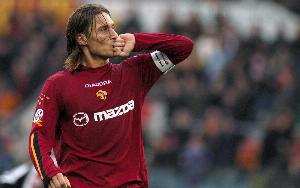 托蒂：我与斯帕莱蒂的过往应翻篇，若他执教尤文将是一笔出色的引援。