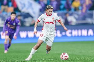 足球报报道，亚泰降级后首要任务是推进股权改革，而保级球队则需在球队建设上加大投入。