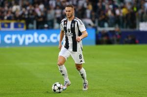 意天空预测尤文欧冠首发：库普梅纳斯继续踢后卫，伊尔迪兹首发