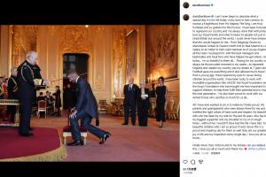 50岁获封爵位，贝克汉姆称感受难以言喻，感谢妻子28年陪伴及各方支持。