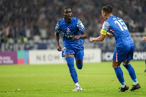 申花六外援出征亚冠，谢鹏飞、戴伟浚在列