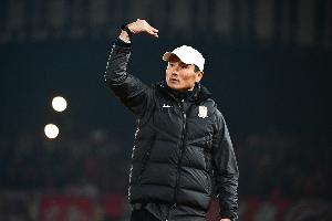 西海岸总经理证实，杨智、刘健、毛雷尔等人将追随邵佳一一同加盟国足。