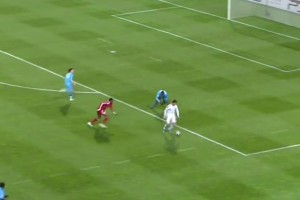 当年C罗这身体素质真的太恐怖了！门将：不是，这是人？